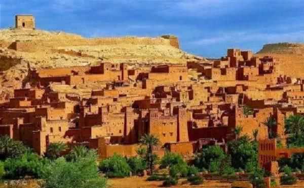 公主波斯和親, 在半路上懷孕, 生子就地建國,卻創建中國的一個民族