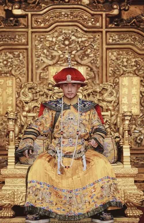 清朝滅亡后,國庫還剩下多少銀子?