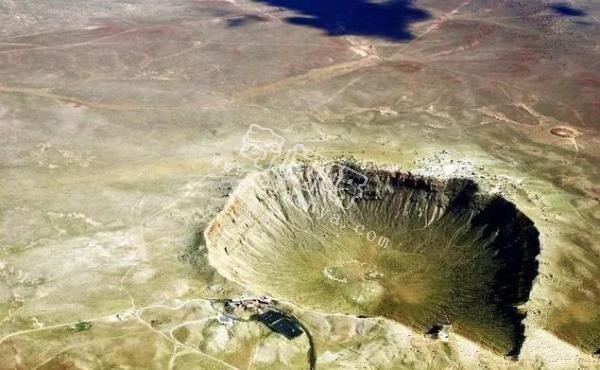 如果在黃石火山扔一顆核武器會怎樣？