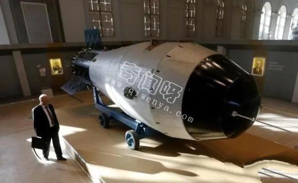 如果在黃石火山扔一顆核武器會怎樣？