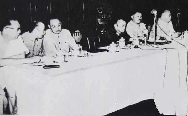 九一三事件后,葉劍英:以前我不想再穿軍裝,現在看來還要管軍隊