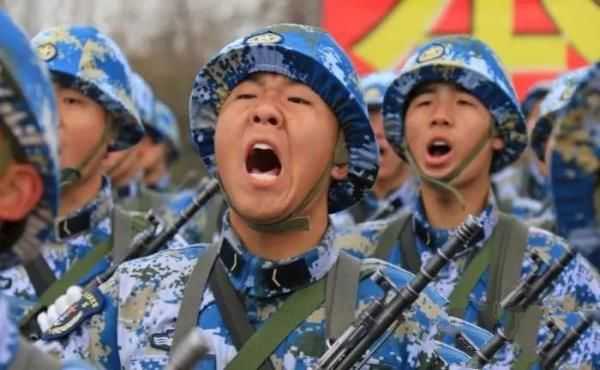 軍隊為何要把2念“兩”,7念“拐”,9念“勾”?有三個原因