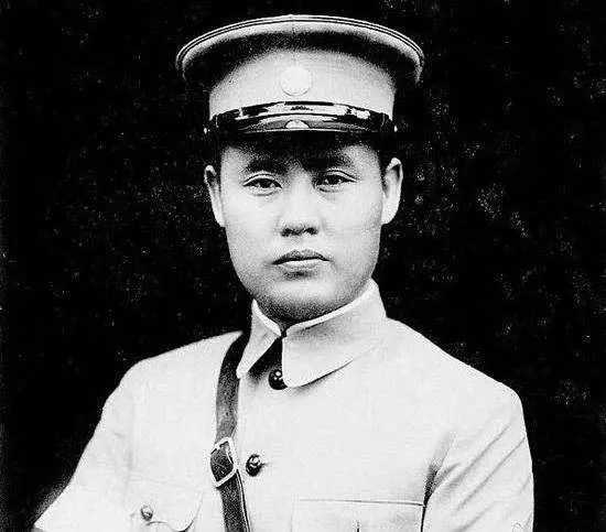 傅作義20余萬軍隊起義改編,中高級干部任命書,一看竟有8名將軍