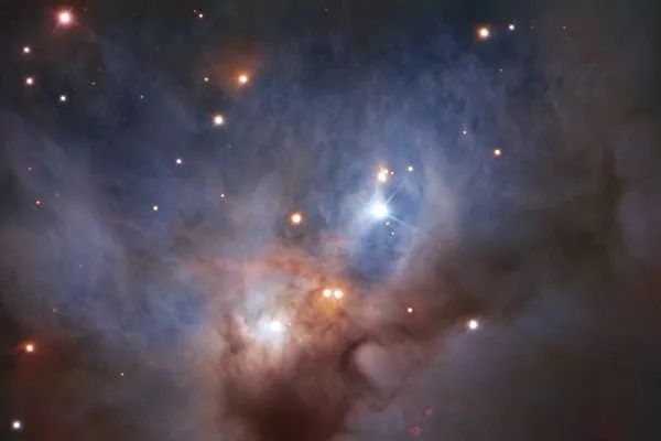 科學(xué)家拍到飛行的“宇宙蝙蝠” ,迄今為止最清晰的照片!