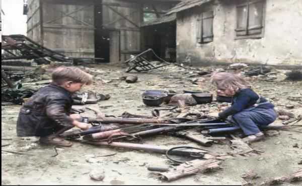 惡魔毀滅前的丑陋掙扎——二戰末期納粹德國的末日槍械大盤點