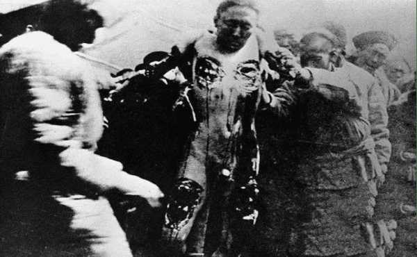 建國(guó)后唯一被“凌遲”處死的人，連日軍都對(duì)他恨罵不絕，名字聽著耳熟