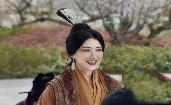 歷史上三個假太監有多奇葩？讓太后生子，欺辱皇后，謀害皇帝