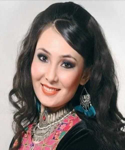 阿富汗也是一個美女之國，兼具東西方兩種美