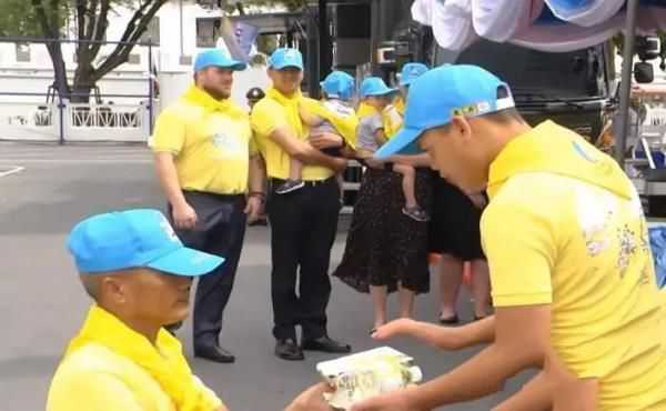 16歲提幫功即將選妃，拒絕迎娶育坤家族千金，跟泰王一樣愛平民