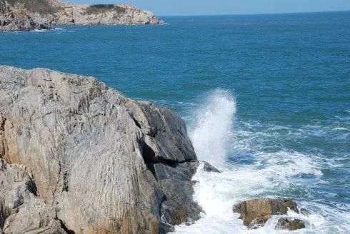 15種夢境解析：夢到電話響卻不想接，可能代表你不正視自己的直覺