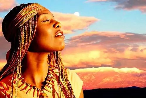 六種情緒表示你的靈魂正在接受召喚！這是如何答復及拒絕的方式...