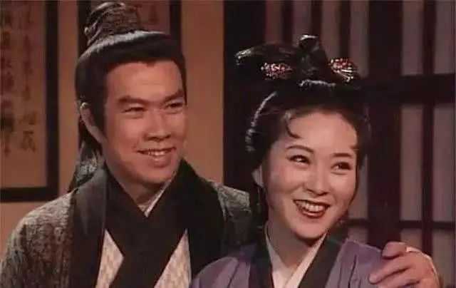 郭芙草包，父母沒教好？我卻覺得郭黃這對精英夫妻的教育很成功