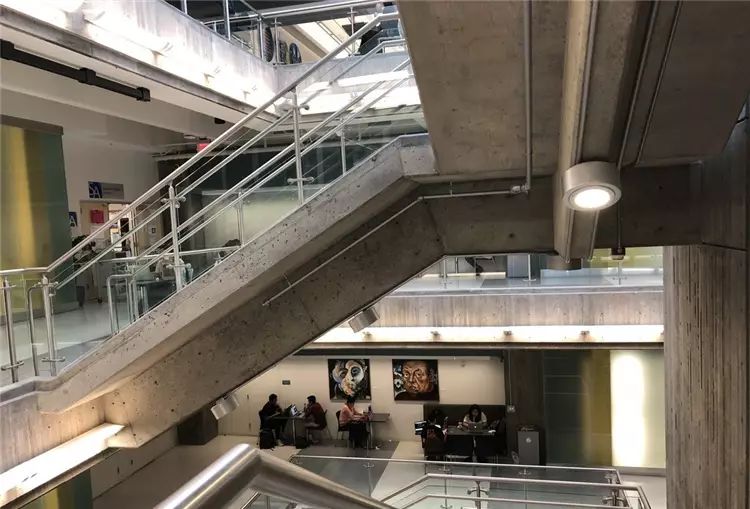 iPhone 8開箱初試:效能、拍攝讓人驚艷,期待iPhone X