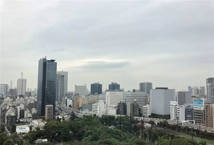 iPhone 8開箱初試:效能、拍攝讓人驚艷,期待iPhone X