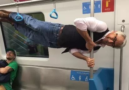 年輕鮮血注入！美國實驗“老人換血術”，實驗鼠瞬間全返老還童