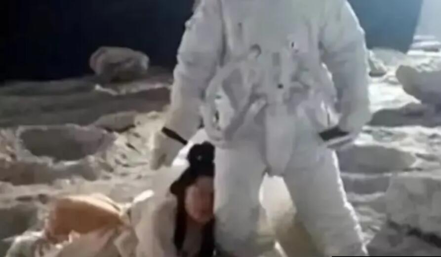 月球上嫦娥的死尸圖片是真的嗎(嫦娥死了真的照片)