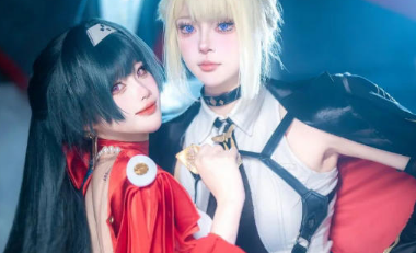 《絕區零》耀嘉音+伊芙琳COS：大小姐和她的保鏢，惺惺相惜，CP感太強